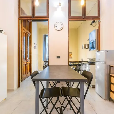 Guest house Maison Metropole Dante *