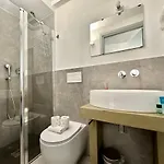 Maison Metropole Dante فندق *